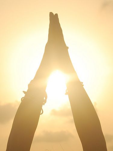 salute-to-the-sun-hands